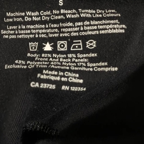 TNA leggings in size Small - Picture 3 of 3